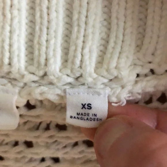 EUC Gap Ivory Bubble Shawl Sweater - Picture 4 of 8